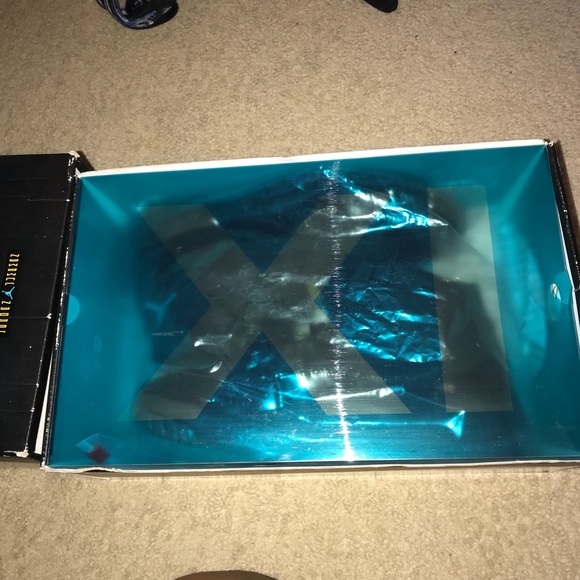 Gamma Blue 11s - Picture 4 of 8